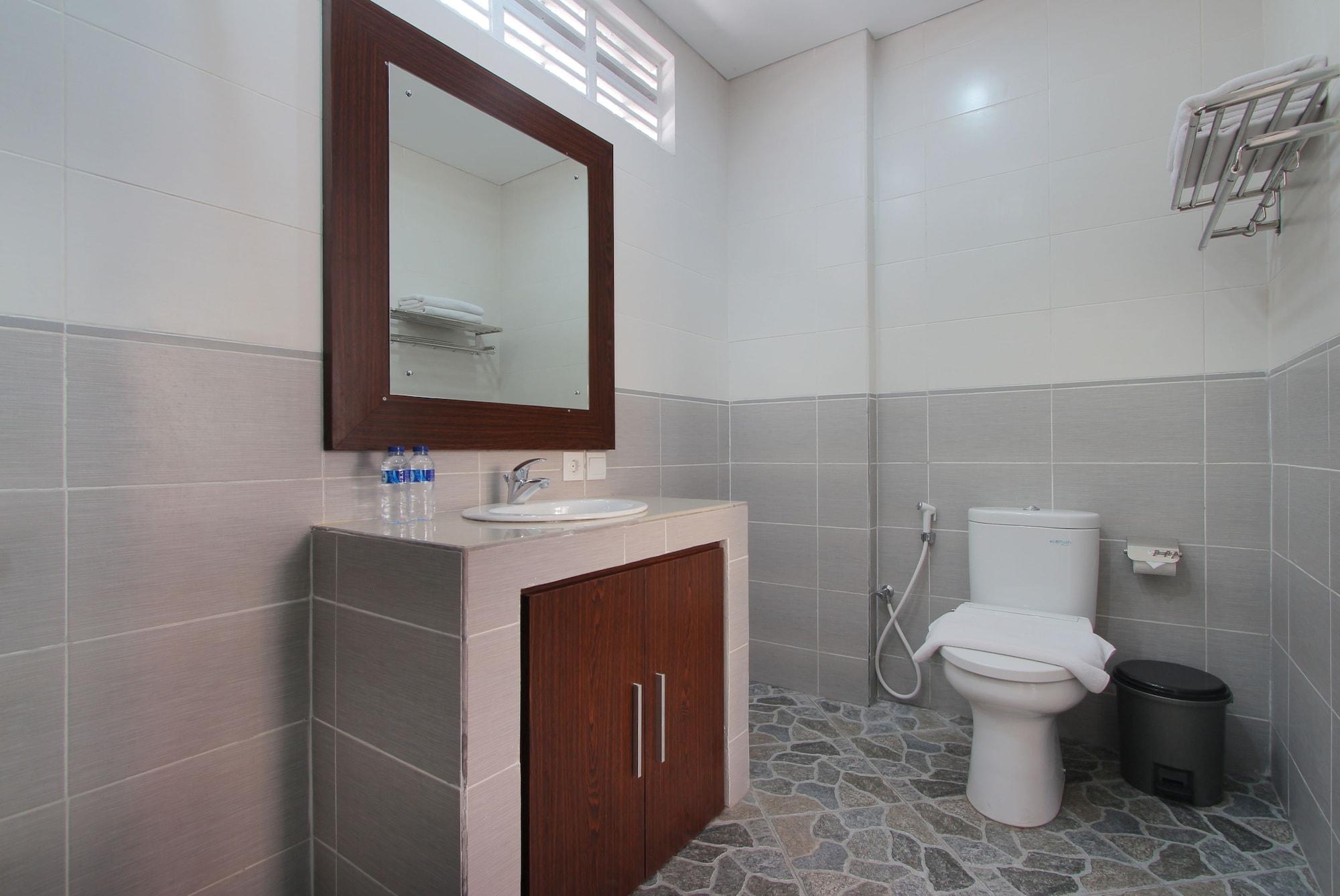Lotus Tirta Seminyak Otel Dış mekan fotoğraf