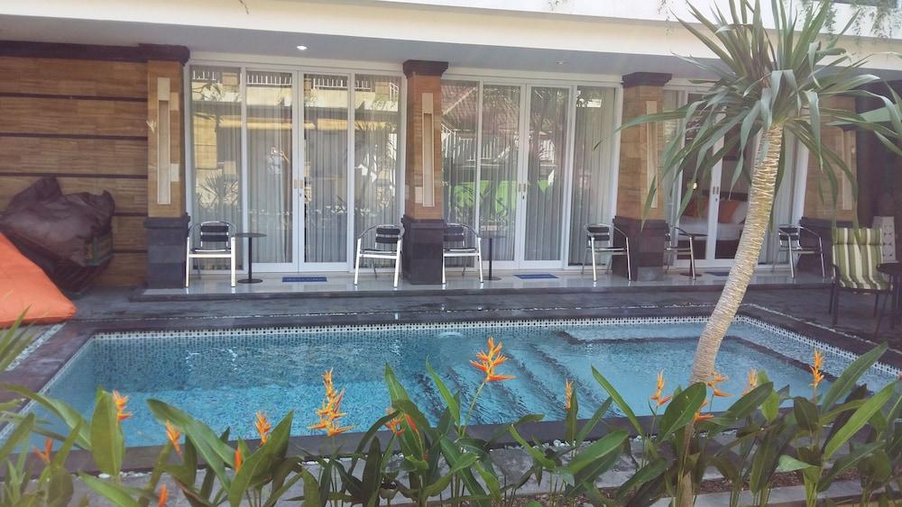 Lotus Tirta Seminyak Otel Dış mekan fotoğraf