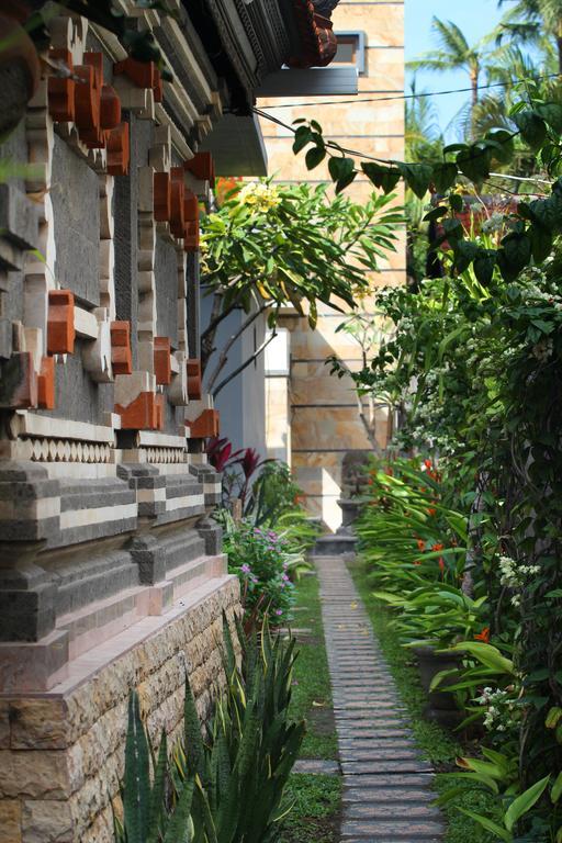 Lotus Tirta Seminyak Otel Dış mekan fotoğraf