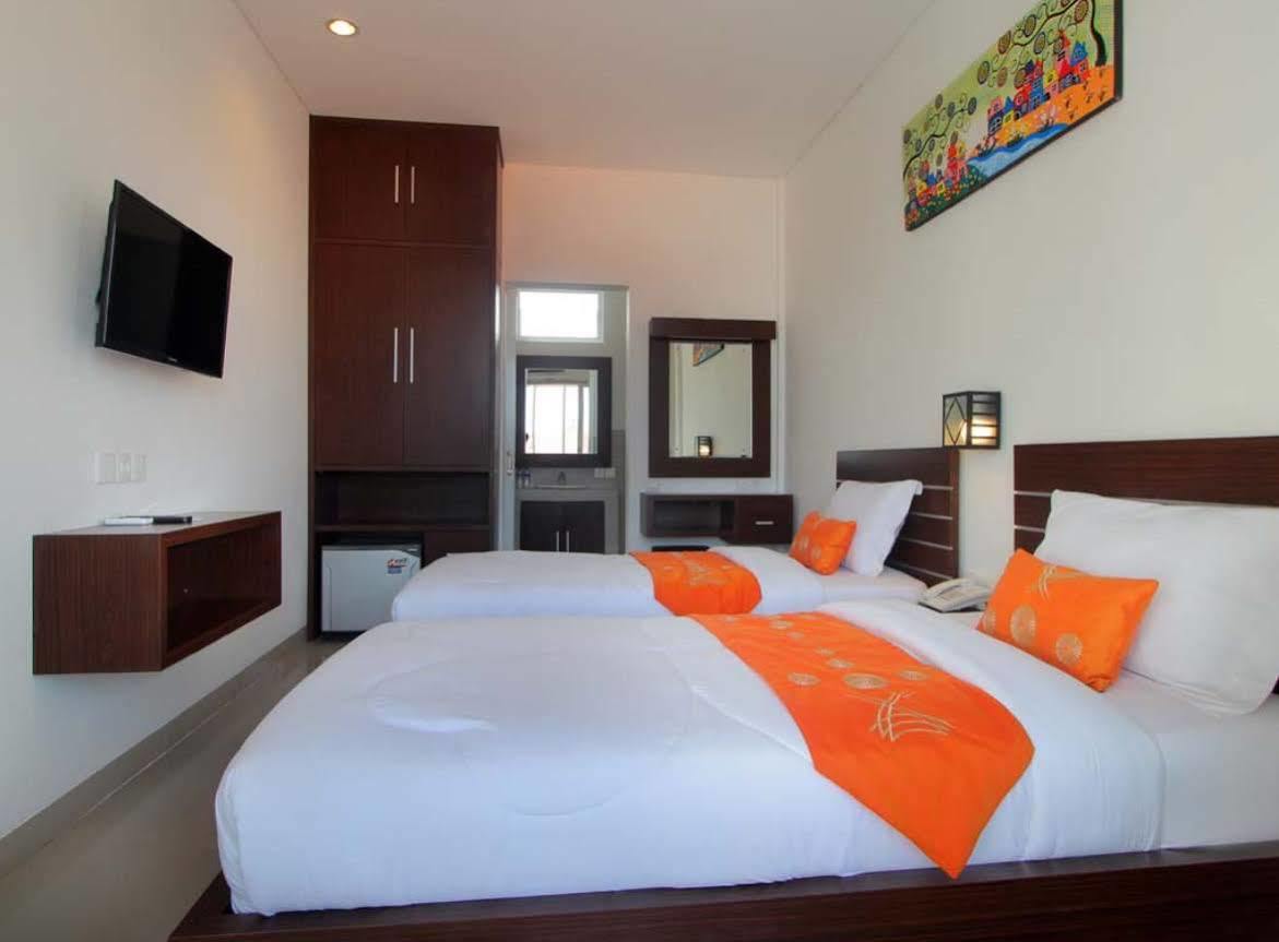 Lotus Tirta Seminyak Otel Dış mekan fotoğraf