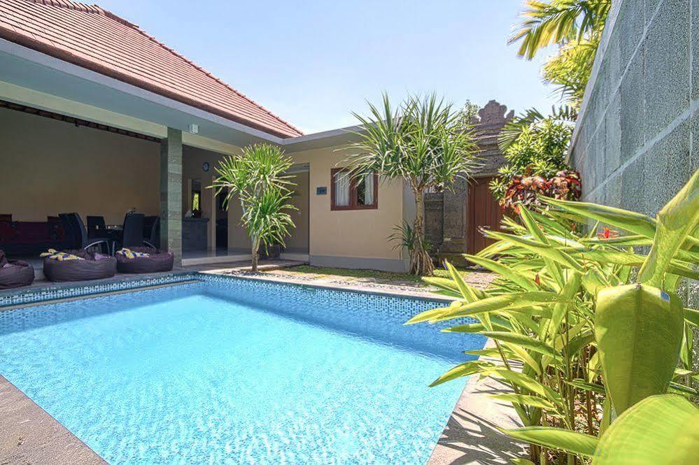 Lotus Tirta Seminyak Otel Dış mekan fotoğraf
