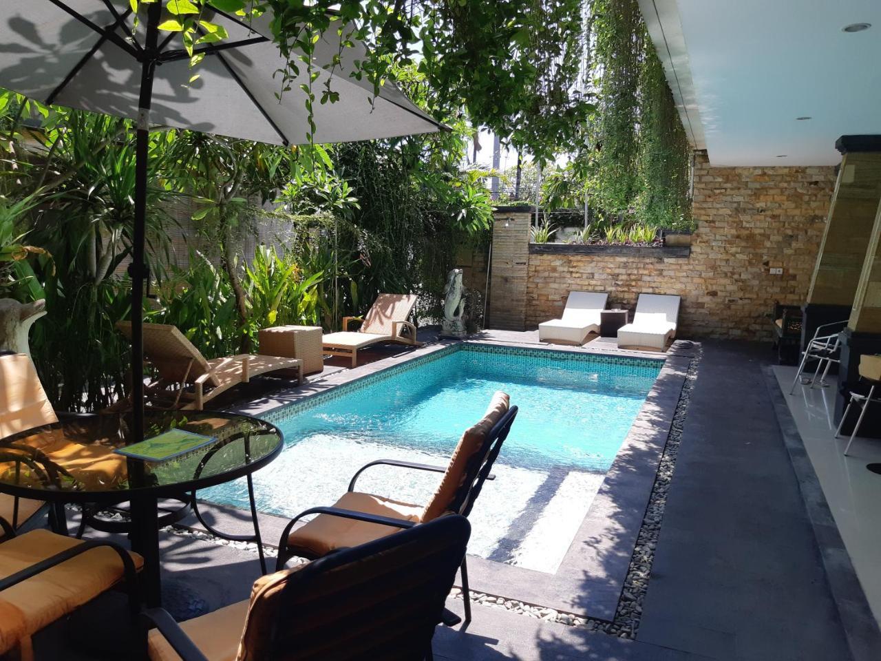 Lotus Tirta Seminyak Otel Dış mekan fotoğraf