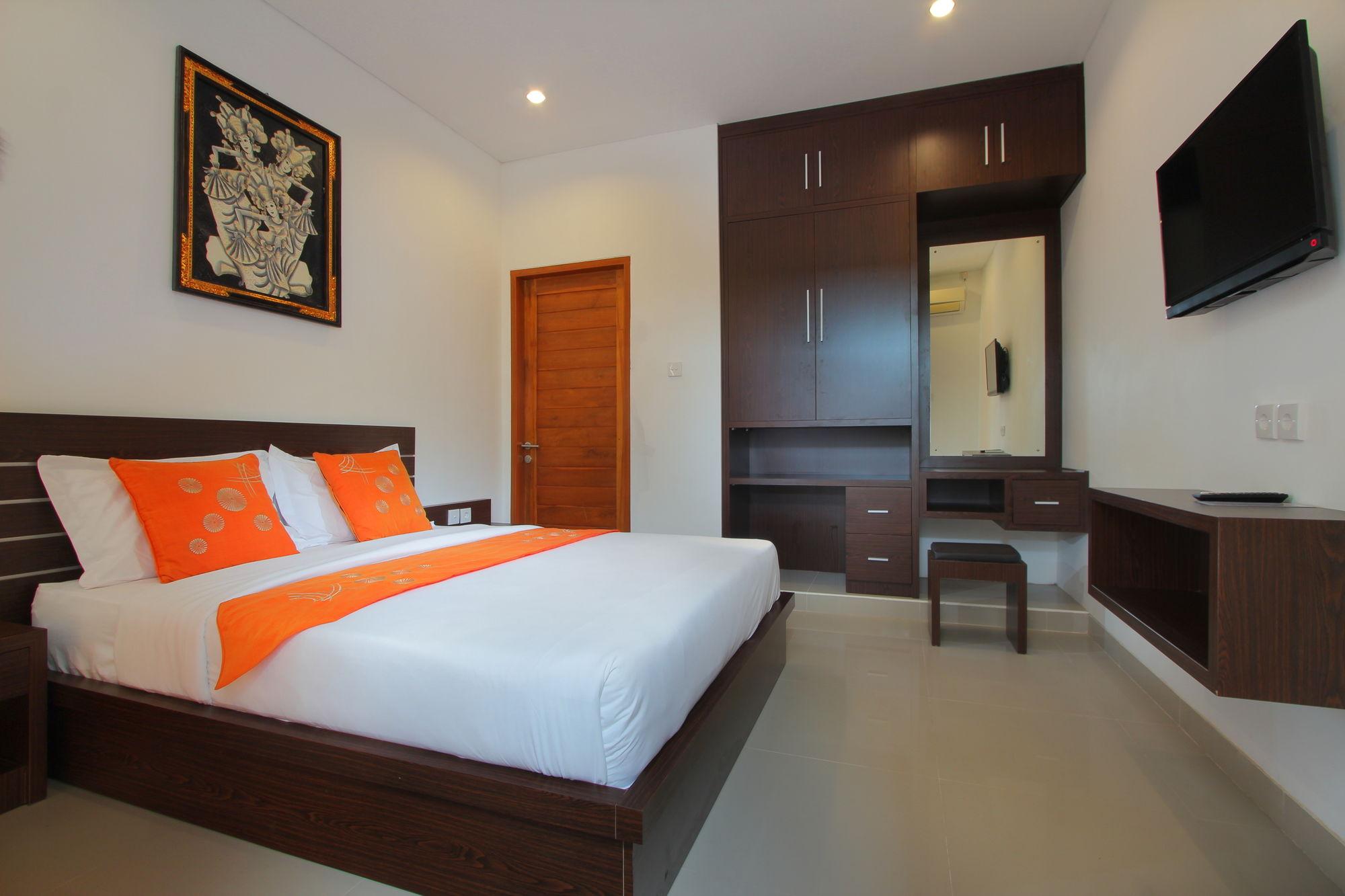 Lotus Tirta Seminyak Otel Dış mekan fotoğraf